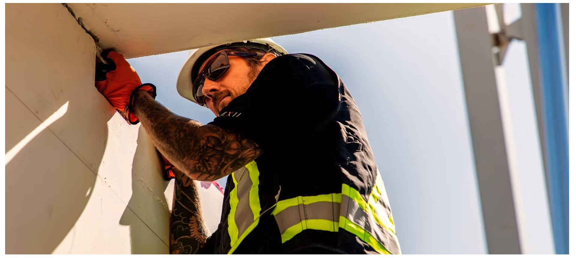 Nexii Laneway House with crane — Squamish